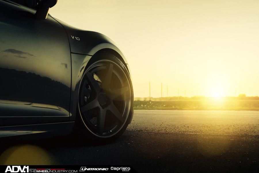 Детали экстерьера Audi R8 V10 on ADV.1 Wheels (ADV6TS) 2015 года  (фото 12 из 12)